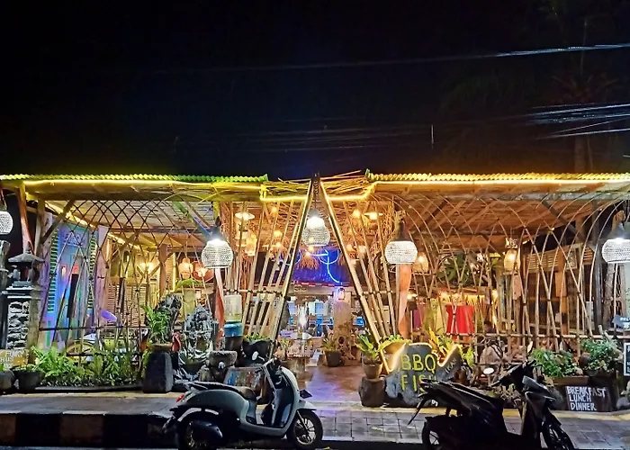 Funky Place ロヴィーナ